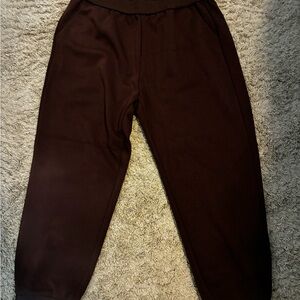 Women’s scuba joggers